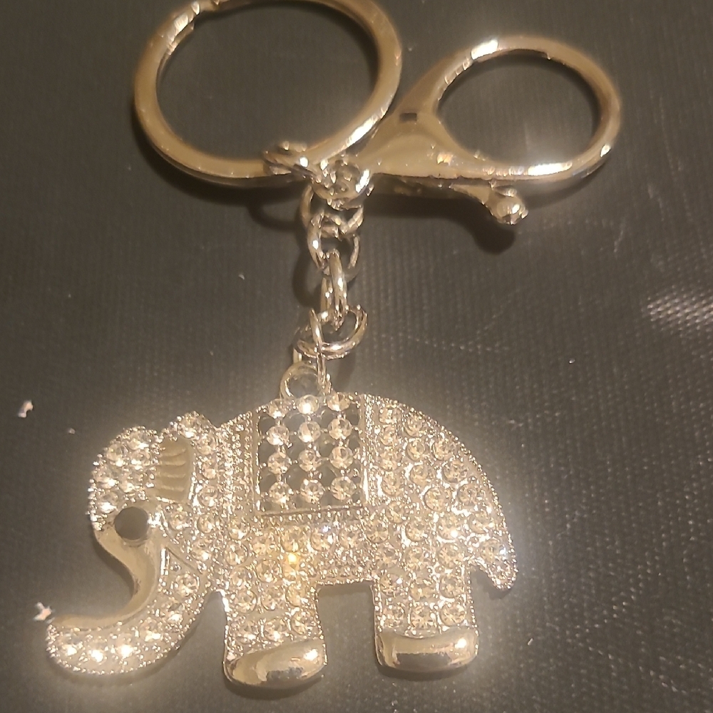 Nicole Sparkling Silver Elephant Keychain/Bag Charm